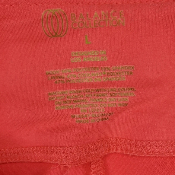 73.NWOTs ~ Orange 🍊 Capris w/Criss~Cross Calf Detail Leggings! - Picture 4 of 5